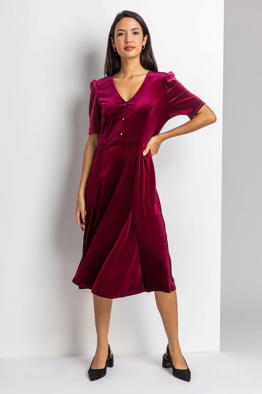 Roman velvet dress shop
