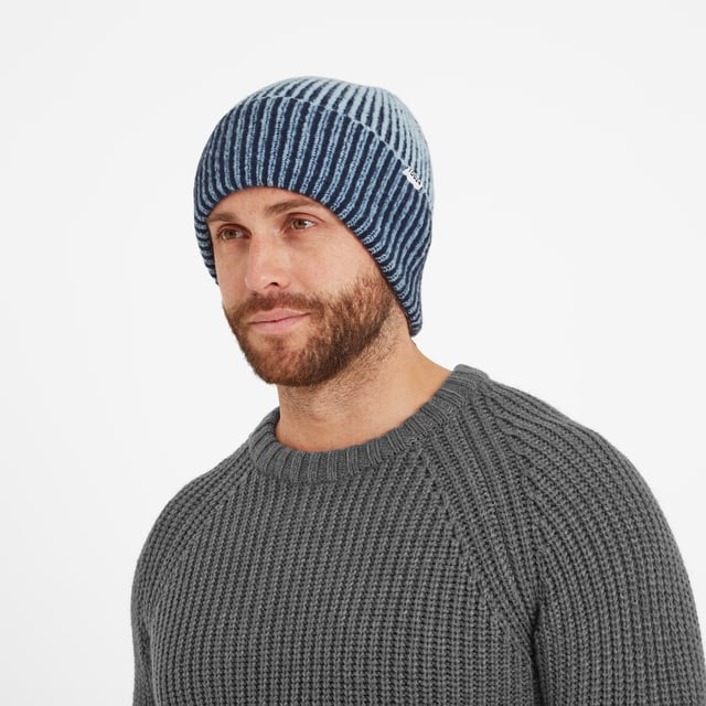 For those really chilly days spent outside, make sure you keep warm and protected with our Kiryan knitted beanie hat. Featuring a two-colour rib pattern and TOG24 logo on the rib turn up that also keeps your ears really warm, Kiryan is an ultra-cool beanie that looks great paired with your winter casuals and will always keep your head warm.