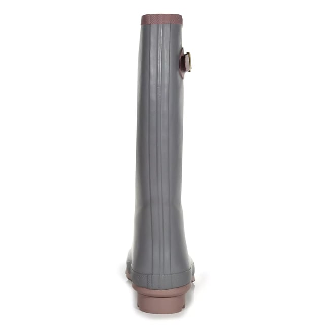 Regatta Womens/Ladies Ly Fairweather II Tall Durable Wellington Boots (Storm Grey/Lilac Chalk) 100% Rubber. Vulcanised natural rubber construction and comes with durable weather protection. These boots feature a new and improved fit, owing to the EVA comfort footbed. The rubberised outsole is hardwearing and has been built to last. These can also be worn under extreme cold conditions to keep the feet warm.