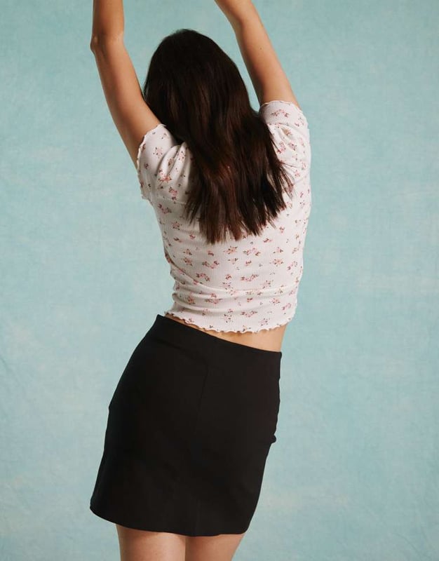 Skirts by Miss Selfridge Lower-half looks Plain design High rise Side split Regular fitSold By: Asos