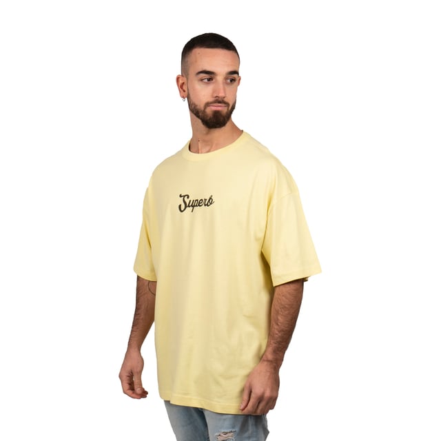 Short sleeve t-shirt Superb.
 Round neckline with ribbed finish.
 Brand print on the front and back.
 Seams seen in tone.
 Composition: 100% Organic Cotton
 Care:
- Wash at max. 40ºC.
 - Do not use bleach.
 - Iron at low temperature.
 - Do not dry clean.
 - Do not use dryer.