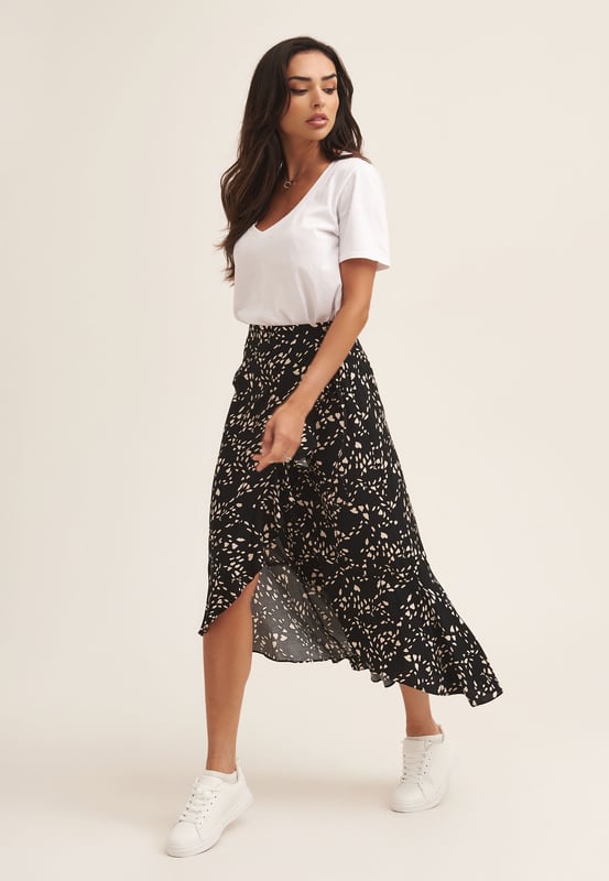 Animal print sales ruffle midi skirt