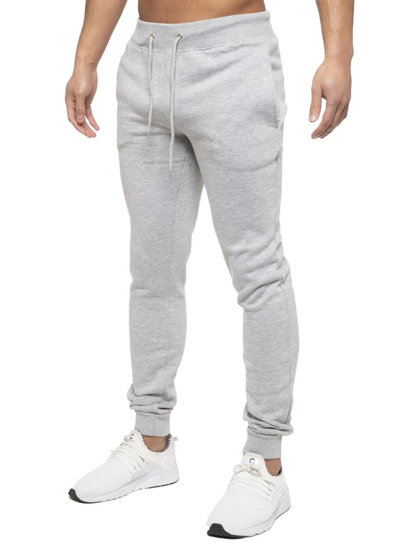 Kruze Mens Tracksuit set. Sweatshirt and Joggers set with 2 side Pockets, Drawstring, Ribbed Waist and Cuffs. Comfortable and Stylish. Inner lining of Brushed Back Fleece. Cotton Blend for Superior Quality. Crew Neck, Long Sleeves. Available in Black, Grey and Navy Colours. 52% Cotton, 48% Polyester. Machine Washable.