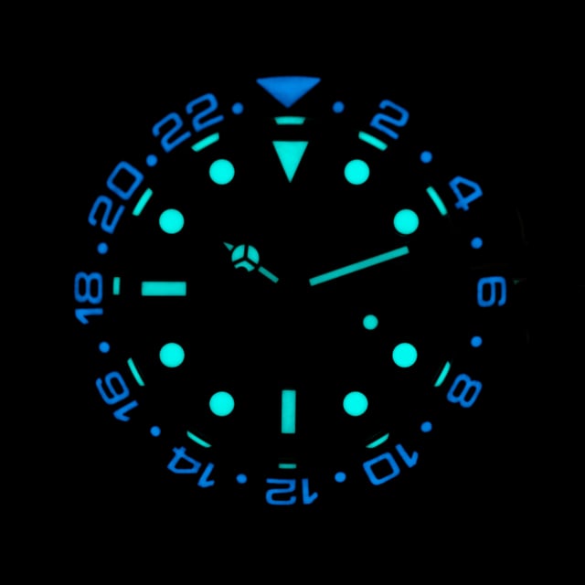 Bobroff BF0005 - Unisex Uhr Automatisch aus Edelstahl• Material: Edelstahl• Glas: Saphir• Armband: Edelstahl• Farbe: Silber Grün• Wasserbeständigkeit: 1000 m (100 ATM)• Gehäusegröße: 41 mm