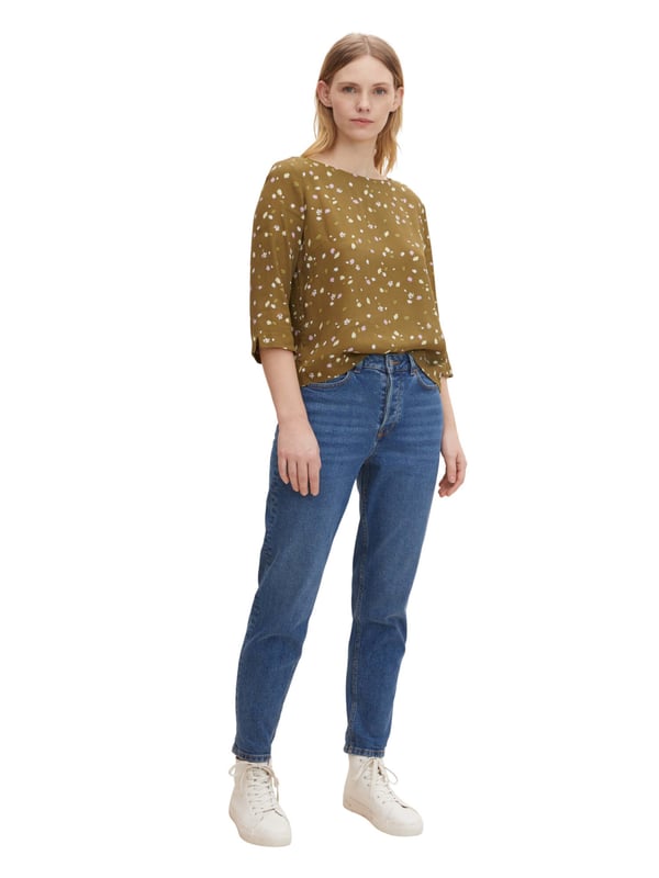 Gedessineerde blouse met boothals en 3/4 mouwen van zuivere viscose.