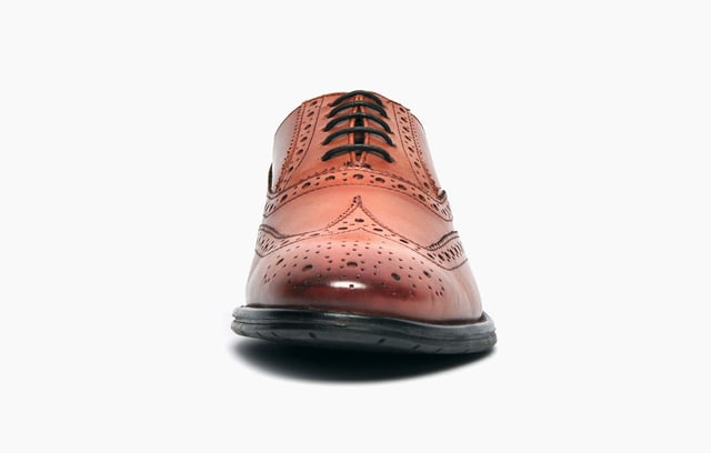 Creating timeless style, the Detroit is a traditional brogue full of heritage, along with a durable premium leather upper the Detroit showcases traditional brogue punch hole detailing, for a 5 star finish. The rubber sole adds a modest heel in keeping with traditional brogue styling, offering unbeatable Catesby England styling at a price not to be missed. 
 - Premium leather upper 
 - Classic punch hole detailing 
 - 5 eyelet lace-up closure for the perfect fit 
 - Intricate designer stitching
 - Studded rubber outsole 
 - Authentic vintage look