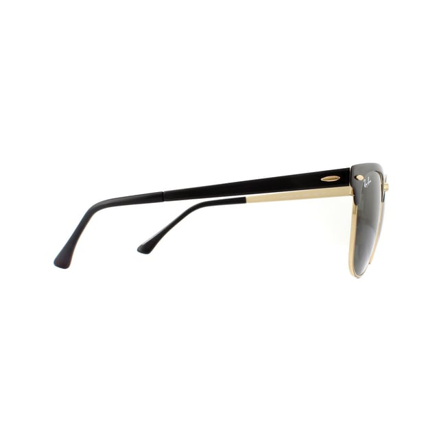 Ray-Ban Sunglasses Clubmaster Metal RB3716 187 Gold Top On Black Green is an updated version of the iconic clubmaster style with an all-metal frame for a modern contemporary finish with excellent durability also.