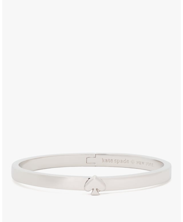 Thin Metal Bangle, Weight: 22.7G,  Length: 5.30 Cm,  Width: 5.90 Cm,  Height: 5.90 Cm