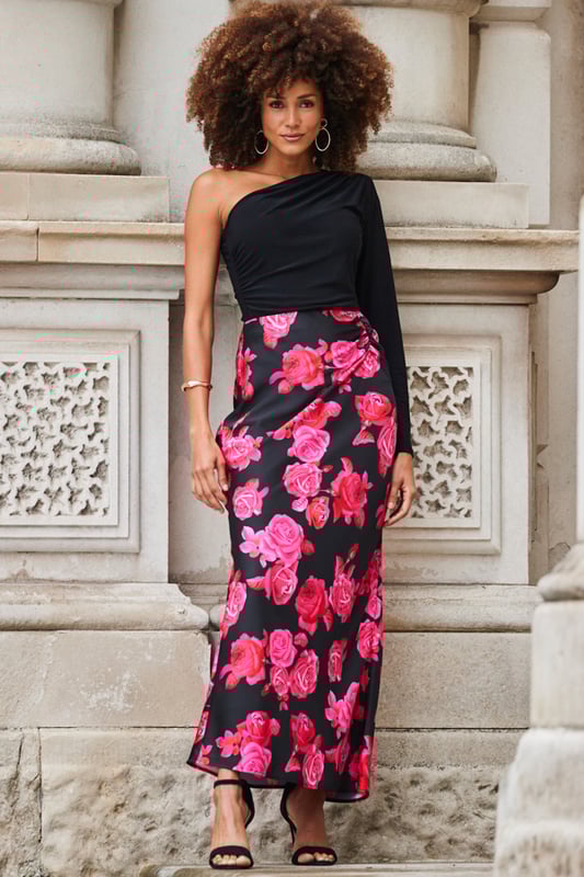 Buy yourself flowers
Spun from the softest satin fabric
Ruched at the waist for the most flattering fit
Drapes softly over your curves
Style with a little black top or the matching shirt