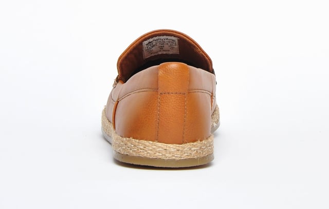 Red tape white loafers clearance