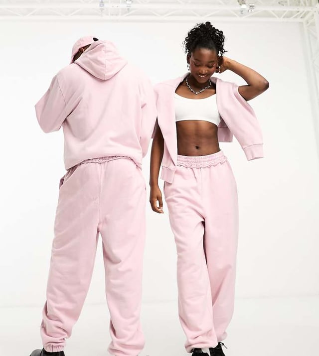 Joggers collusion online