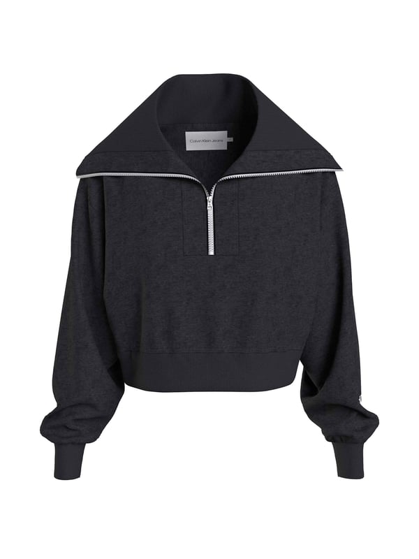 Color: Negro CK BLACK BEH Mangas: Larga Escote: Alto Detalles: Logo CK en la manga izquierda Largo: Corto Ajuste: Regular Cierre: Cremallera Ocasión: Tiempo libre
