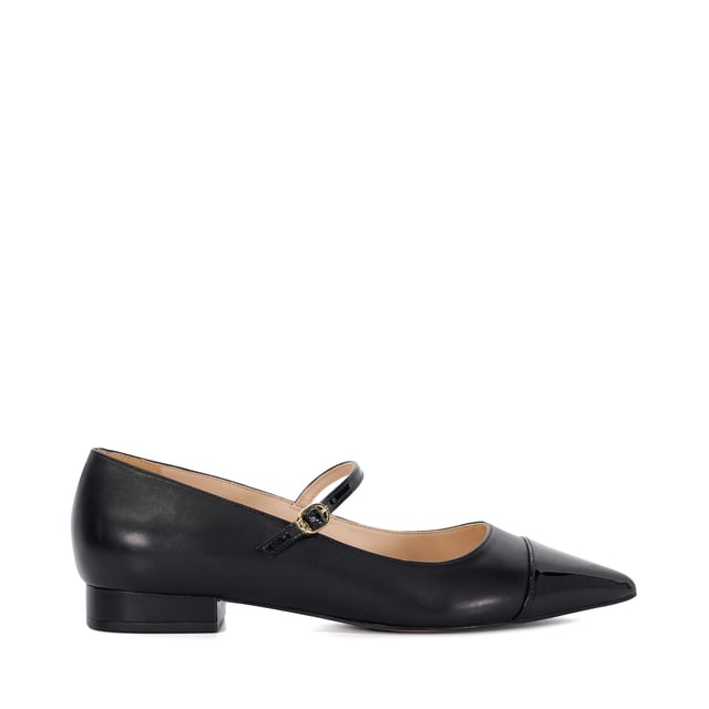 Our Hastie Mary Janes are a timeless style with a feminine twist. Boasting an elegant, pointed toe and an adjustable strap, these low-heel flats are sure to be the perfect fit. Pair them with your favourite dresses or tailored trousers for a chic, versatile look.