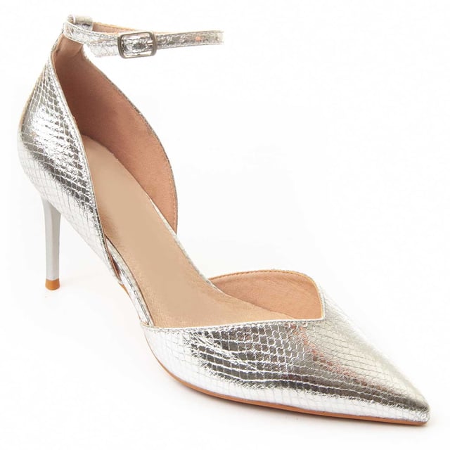 Women's dress shoe. Padded natural leather insole. Comfortable fit. Non-slip sole. Reinforced stitching. Manufactured by other brands for our brand. Approximate measurements: 10 cm heel.