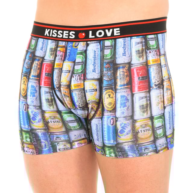 Boxer Kisses&Love
Color Multicolor
Cinturilla de goma elástica con el nombre de la marca bordado consecutivamente.
Diseño de latas de cerveza.
Tejido transpirable.
Frontal anatómico con capacidad de sujetar sin apretar.
Costuras vistas a tono.

Composición:
95% Algodón. -5% Elastano.

Cuidados:
- Lavar a temperatura máx. 30º.
- No usar lejía.
- No usar secadora.
- No planchar.
- No lavar en seco.