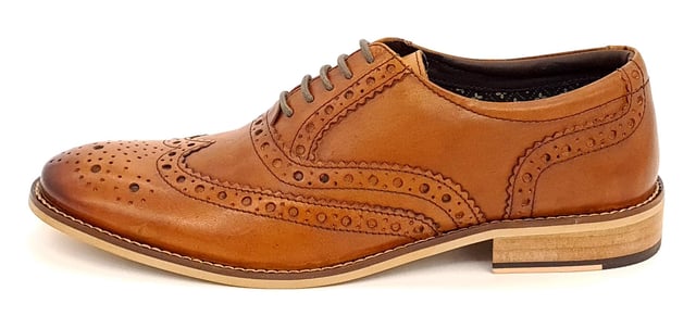 Traditional hand finished shoe with a classic brogue design and a must for any man's wardrobe for a perfect fit with formal attire. Made from genuine high quality burnished leather and cusion insole for superior comfort. These are soft to touch and look great with suits and smart wear. Handmade leather shoes with Genuine leather upper.