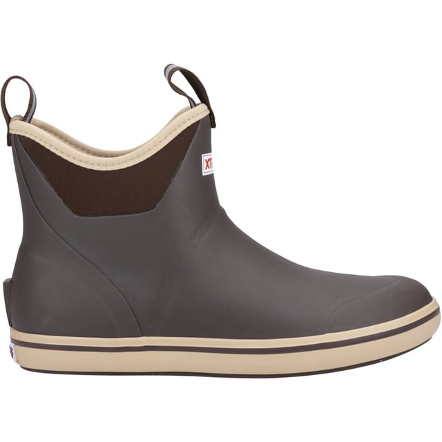 We've created a lightweight design with the same slip-resistant Chevron outsole found in our Legacy boots. The performance ankle deck boot is the perfect boot for any on the water athlete looking for protection with slip-on-and-go styling.