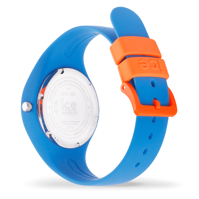 This Ice Watch Ola Kids Analogue Watch for Child is the perfect timepiece to wear or to gift. It's Blue 33 mm Round case combined with the comfortable Blue Silicone will ensure you enjoy this stunning timepiece without any compromise. Operated by a high quality Quartz movement and water resistant to 10 bars, your watch will keep ticking. This trendy and colourful watch is the greatest gift for every child. High quality 19 cm length and 13 mm width Blue Silicone strap with a Buckle. Case diameter: 33 mm, case thickness: 9 mm, case colour: Blue and dial colour: Blue.