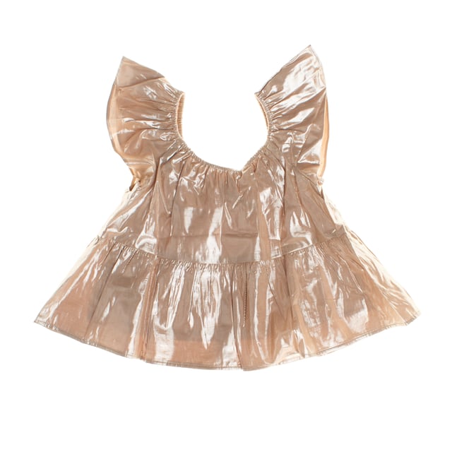 This girls' blouse stands out for its shiny, flowing fabric, which gives it an elegant and festive touch. It features a wide, flared sleeve design, which adds volume and a sophisticated look.

 The neckline has a gathered detail with elastic, ensuring a comfortable and flexible fit.

 The bottom of the blouse falls in light layers, providing a fluid, loose silhouette.

 It is an ideal garment for special occasions, perfect to complement a distinguished and fashionable look.
 Composition: Exterior: 74% Viscose, 26% Metallic; Interior: 100% Cotton
 Care:
- Machine wash cold on delicate cycle.
 - Use mild detergents.
 - Use dryer at low temperature.
 - Iron at low temperatures.
 - Do not dry clean.