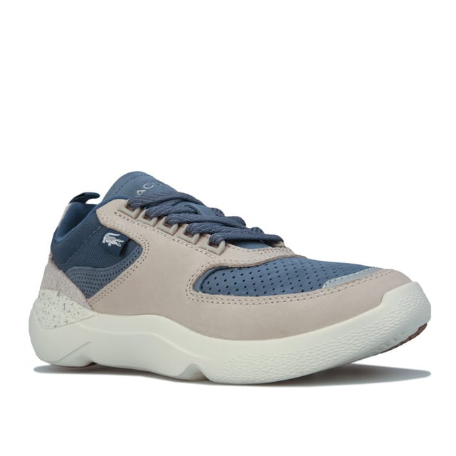 Vuélvete atrevido esta temporada con las zapatillas Wildcard para mujer de Lacoste. Estos cordones multicolores cuentan con una suela de goma gruesa y están rematados con el famoso cocodrilo.