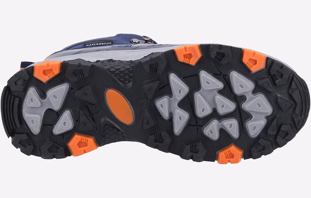 Lightweight and breathable hill and trail walking boot with an eco-conscious upper made from 85% of rPET (recycled plastic bottles). A waterproof membrane keeps feet dry whilst a memory foam foot bed cushions the feet, keeping feet comfortable.
- 85% recycled PET upper- Waterproof Inner Membrane- Padded gusset tongue- Deep cushioned collar- Rear pull loop- Upper touch fastening strap to support the ankle- Traction rubber outsole