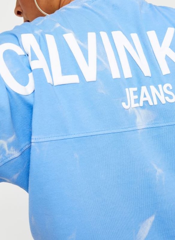 Calvin klein jeans sales lava dye cropped hoodie
