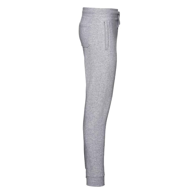 80% gekamd ringgesponnen katoen, 20% polyester. 280gsm. Ontwerp: Eenvoudig. Omgeslagen enkel, geribde tailleband. Lengte: Enkel. Zakken: 2 Zijzakken, Rits, 1 Achterzak. Taille: Koord, Elastisch. Duurzaamheid: Amfori, BSCI, Oeko-Tex Standaard 100 Gecertificeerd. Manchet: Ribbel.