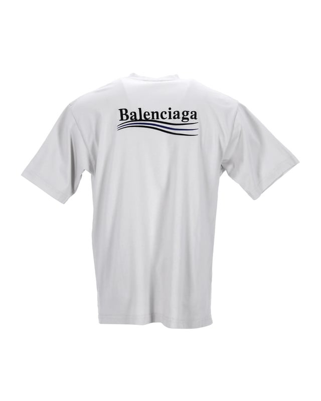 VINTAGE, RRP AS NEW
Embrace street-inspired fashion with the Balenciaga Political Campaign T-Shirt in White Cotton. Made from high-quality white cotton, this T-shirt features a standout political campaign-inspired graphic print on the front. The oversized fit adds a trendy and relaxed vibe, while the soft cotton material ensures comfort throughout the day.

Balenciaga Political Campaign T-Shirt in White Cotton
Material: Cotton
Color: White 
Size: XXS
Condition: Excellent
Sign of wear: No
SKU: 361681