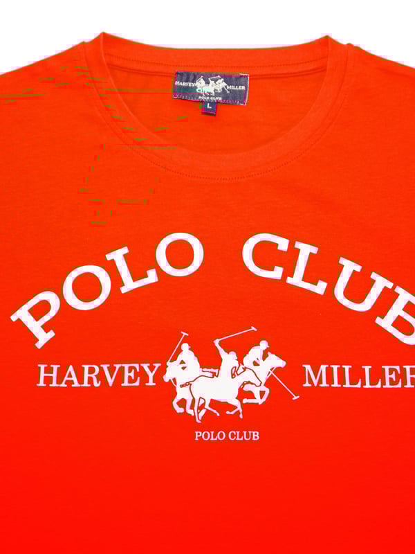 Mooi en comfortabel T-shirt van het merk Harvey Miller. Harvey Miller Polo Club print op de borst met een ronde halslijn.