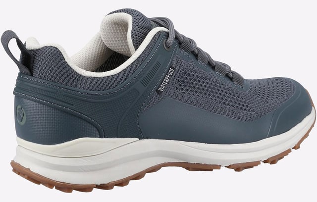 Compton ladies hiking trainer has superior grip for muddy trails. The upper is eco-conscious being made from 85% of rPET (recycled plastic bottles). The EVA footbed gives you extra comfort.
- 85% recycled PET upper- Waterproof breatheable membrane- EVA footbed- Rubber outsole