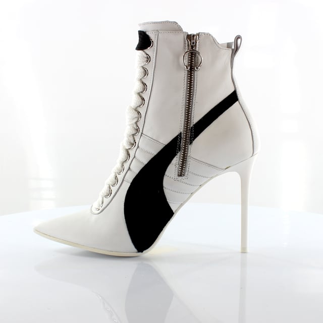 Puma Fenty de Rihanna 13 Zapatos de tacón alto de cuero negro blanco 363038 02