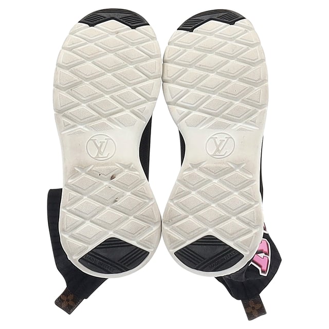 Louis vuitton sock sneakers hot sale