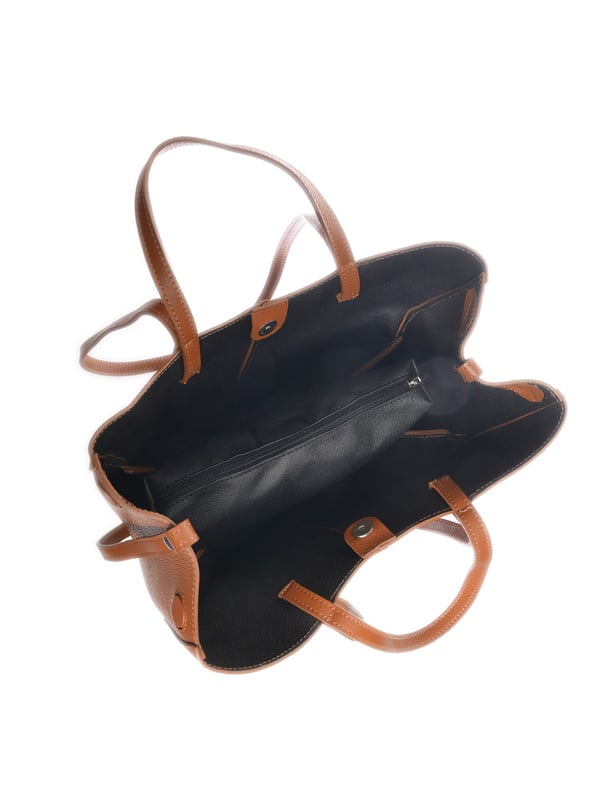 Handtasche 
100% Rindsleder
Magnetverschluss oben 
Innenfach mit Reißverschluss
Maße: 22x33x10 cm
Griff: 2 Griffe 33cm/ 80 cm