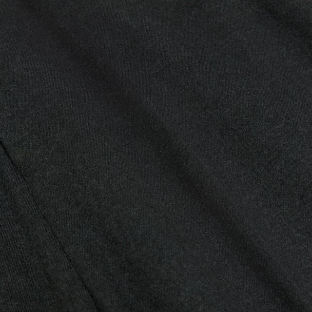 Tapered fit, Flannel fabric, Belt loops, Side slip pockets, Concealed button and zip fastening