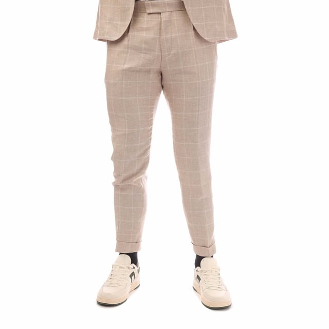 Heren Boss H-Louis Broek in wit.- Haak- en ritssluiting.- Zakken onder voor: Franse zak.- Zakken achteraan: Smeltzak.- Rechte pijp.- Slim fit.- Ref: 50511751131
