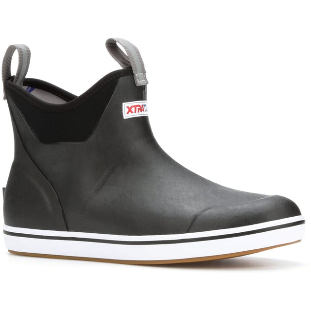 We've created a lightweight design with the same slip-resistant Chevron outsole found in our Legacy boots. The performance ankle deck boot is the perfect boot for any on the water athlete looking for protection with slip-on-and-go styling.