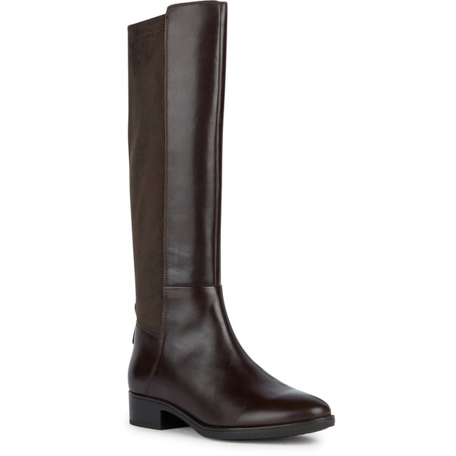 Drawing inspiration from an equestrian aesthetic, Felicity is a casual-looking boot for women. Versatile and comfortable, it has been crafted from leather and stretch microfibre and will prove to be a perfect complement to everyday looks.