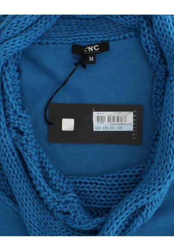 Suéter de Cuello Caja CNC 100% Auténtico  
Material: 50% Acrílico, 15% Alpaca, 25% Lana Merino, 10% Nailon  
Color: Azul  
Modelo: Suéter de Cuello Caja  
Detalles del logo  
Etiquetas originales y bolsa de tienda incluidos