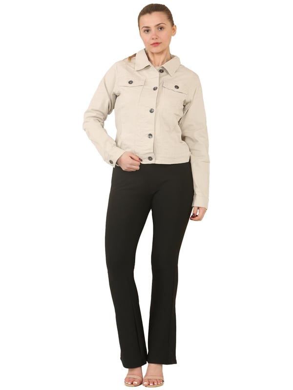 Womens Denim Jacket UK Sizes S-XL, Stylish Wardrobe Staple Button Jacket, Two Front Flap Pockets For Easy Storage, 98% Cotton material and 2% Elastane for Extra Comfort and Stretch, Classic Coat Ideal For Wearing To All Casual Occasions.