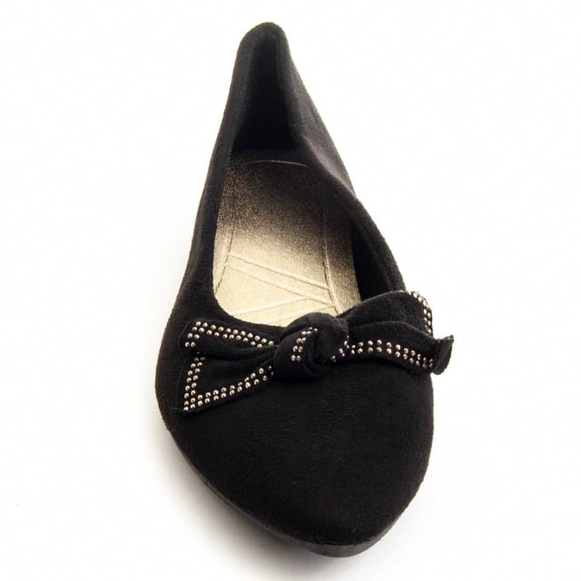 Bailarina para mujer. Calce cómodo. Plantilla acolchada. Suela antideslizante. Cosido reforzado. Fabricado por otras marcas para nuestra marca.