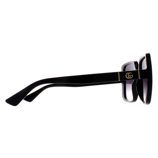 Gucci Square Womens Black Grey Gradient GG0632S zonnebril is een modern vierkant montuur dat moeiteloos bij elke outfit past. Het montuur is gemaakt van hoogwaardig acetaat, dat bekend staat om zijn duurzaamheid en lichte gewicht, wat zorgt voor een comfortabele pasvorm. Het Gucci-logo staat op de slanke poten voor de authenticiteit van het merk.