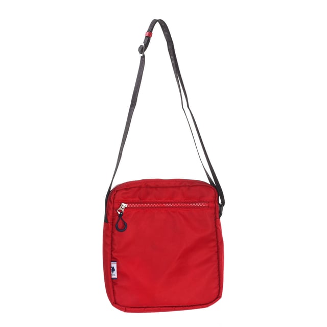 Men's shoulder bag from the U.S. POLO ASSN brand.
 Synthetic material exterior.
 Top zipper closure.
 Front exterior: One pocket with zipper closure.
 Rear exterior: One pocket with zipper closure
 Front interior: One pocket with zipper closure.
 Back interior: One open pocket.
 Adjustable strap with brand print.
 Brand logo on the front.
 Measures: 25x29x4cm
 Composition: 100% Nylon
 Care:
Clean with a wet cloth.