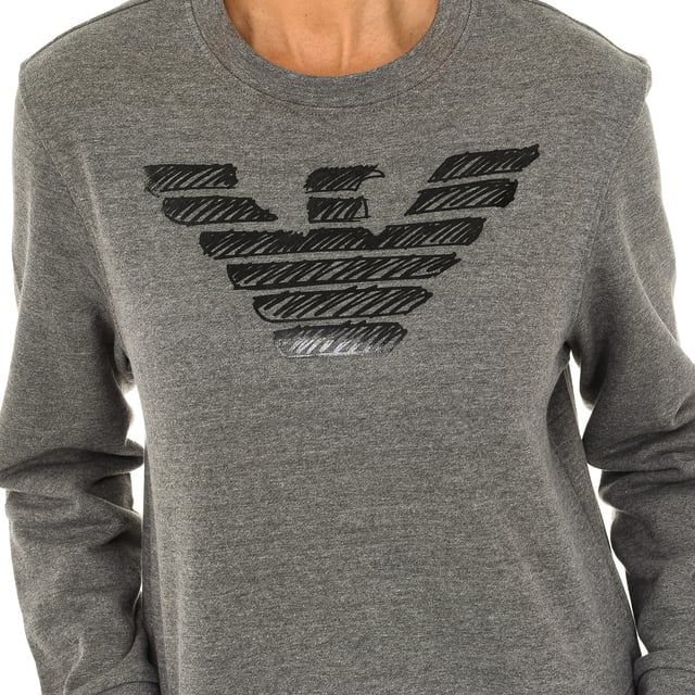 Long sleeve sweater.
 Round neck.
 Contrasting brand logo printed on the front.
 Seams seen in tone.
 Composition: 65% Cotton, 35% Polyester
 Care:
Wash maximum at 30ºC.
 - Iron at medium temperature, max. 110ºC.
 - Allows you to use a dryer.
 - Do not use bleach.
 - Does not support dry cleaning.