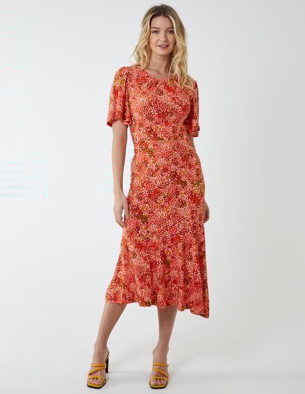 Feel great and stay on trend with our Angel Sleeve Midi Dress. With asymmetric hem and bold print, you're sure to keep all eyes on you. Hit refresh on your summer wardrobe now.