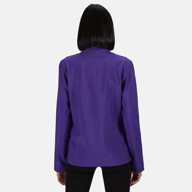 100% Polyester. Warm backed woven softshell jacket. Printable softshell fabric. Wind resistant membrane fabric. Durable water repellent finish. Inner zip guard, 2 lower pockets and adjustable shockcord hem.