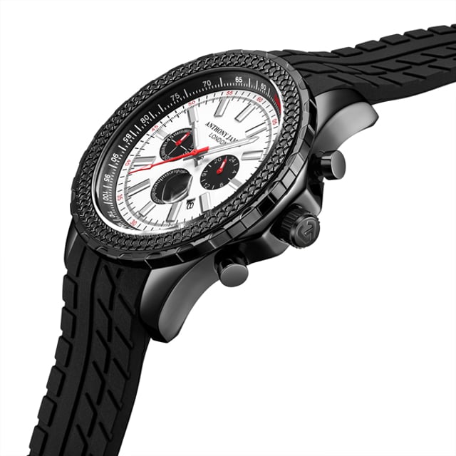 Este reloj de hombre, Anthony James Edición Limitada Chronograph Dashboard White, ensamblado a mano, cuenta con un Movimiento de Cronógrafo de Cuarzo, que hace girar las manecillas luminosas sobre los índices a juego, al mismo tiempo que alimenta los contadores de Segundos, Minutos y 24 Horas del panel de control. Estos se presentan sobre la esfera de un blanco estelar. Rodeando esto, el bisel del Tachímetro coincide con el tema del reloj, permitiendo al portador medir la velocidad de distancia basada en el tiempo y la distancia recorrida. La pulsera de silicona negro pizarra proporciona un atractivo deportivo, y el fondo de caja de acero inoxidable grabado con el logo de Anthony James completa la pieza. Especificaciones del Modelo 
• Movimiento de Cronógrafo de Cuarzo 
• Bisel de Tachímetro 
• Esfera Blanca 
• Caja Negra 
• Manecillas Luminiscentes 
• Contadores de Segundos, Minutos y 24 Horas 
• Pulsera de Silicona Negra 
• Fondo de Caja de Acero Inoxidable Grabado con Logo 
• Caja IP Negra  

• Analógico de 12 Horas 
• Resistente al Agua 30M 
• Vidrio Mineral Resistente a Rayones 
• Garantía de 5 Años 
• Chapado IP Libre de Níquel y Hipoalergénico 

• Dimensiones del Reloj 
• Diámetro de la Caja 47 mm 
• Grosor de la Caja 15 mm 
• Ancho de Asa 22 mm 
• Ancho de Pulsera 22 mm 
• Longitud de Pulsera 200 mm 
• Peso 110 g