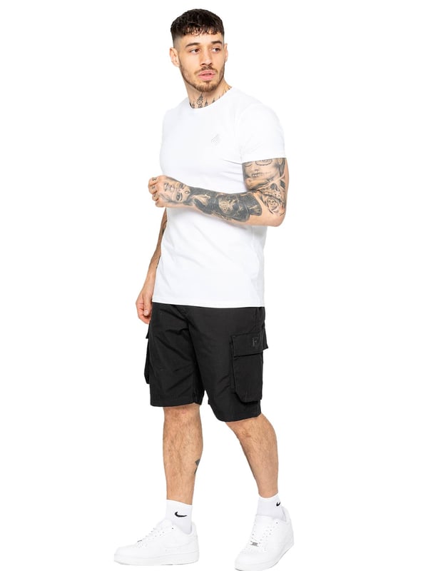 Expertly designed with top-quality ripstop fabric, these Enzo technical cargo shorts offer unparalleled durability. The convenient cargo pockets and zip side pockets make for easy storage, and the elasticated waistband with an adjustable drawstring ensures a comfortable fit. Upgrade your wardrobe and gear with this must-have for any outdoor enthusiast.