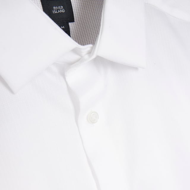 Premium Egyptian cotton, Slim fit, Easy iron finish, Collared, Long sleeve, Cuffed, Button fastening