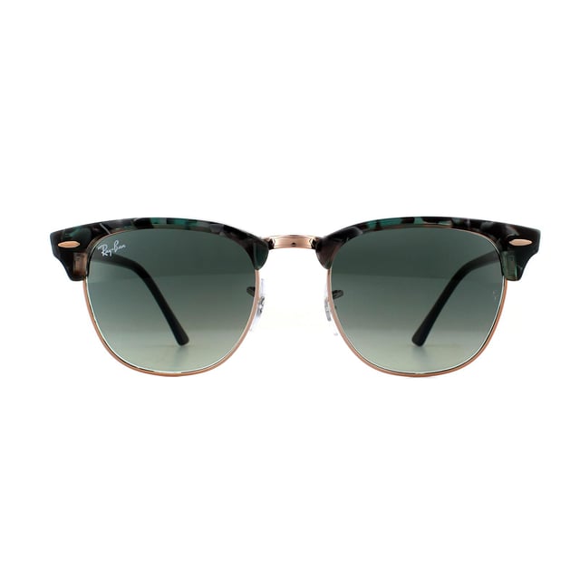 Ray-Ban Sunglasses Clubmaster 3016 125571 Spotted Grey Green Dark Grey Gradient were designed in 1986 and are inspired by the 50s and 60s lifestyle. The Ray-Ban Clubmaster are an intellectual retro style that feature curved lenses, elegantly tapered arms and vintage pin hinges. The top half of the full rimmed lenses are enclosed by a bold acetate frame and this design feature creates a strong brow line that is sure to make you stand out from the crowd. The frame is lightweight and the adjustable nose pads create a personalised and comfortable fit. The Clubmaster is a timeless design that Ray-Ban continue to adapt with the use of colour to add a contemporary feel to the vintage style.