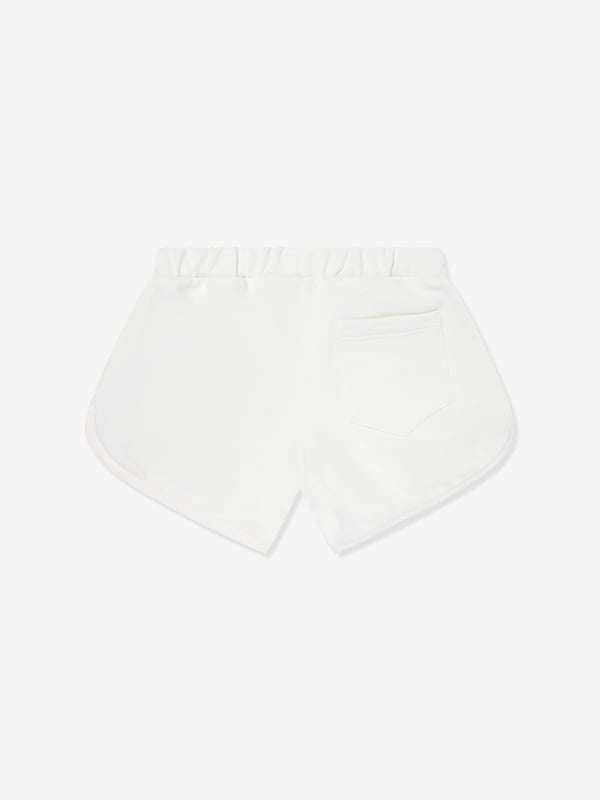 Versace depict extraordinary precision in their immaculate designs. These girls shorts are reflective of the Italian label's passion for sleek, innovative aesthetics. Crafted in beautiful cotton jersey via an embroidered heart-shaped Versace Logo Kids detail at the side and a back patch pocket.  Elastic Waistband Outer Composition: 100% Cotton Embroidery: 80% Viscose, 20% Polyester Trim: 99% Cotton, 1% Elastane